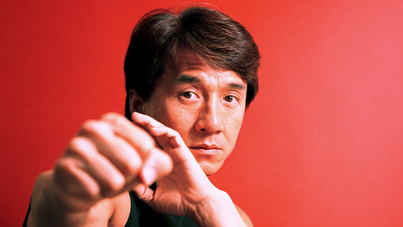 Jackie Chan Wiki, Net Worth, Daughter, Family, Child ...